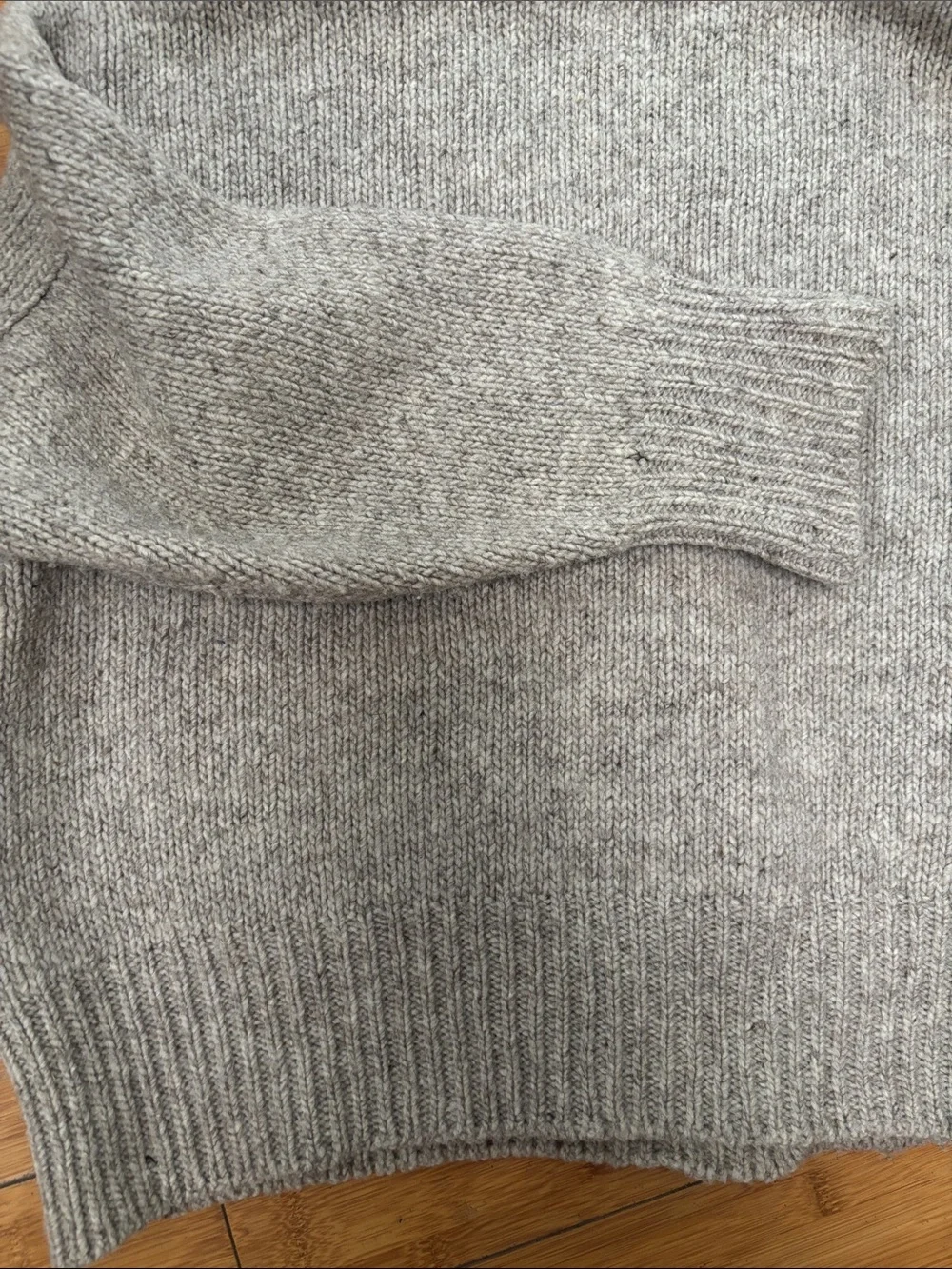 Babaa Neutral Gray Chunky V-Neck Button Front Cardigan